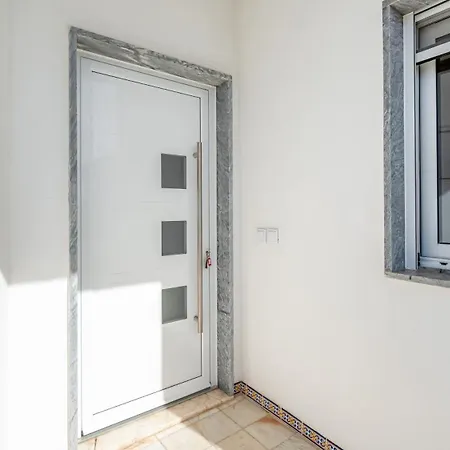 Sunny 3bdr With Pool In Ferreiras By Lovelystay Apartment Albufeira